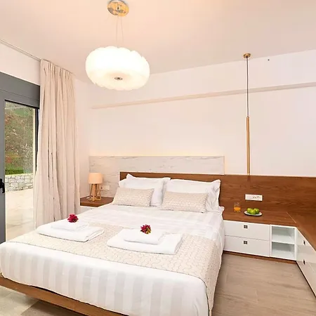Mistral Heated Pool Villa Georgioupoli